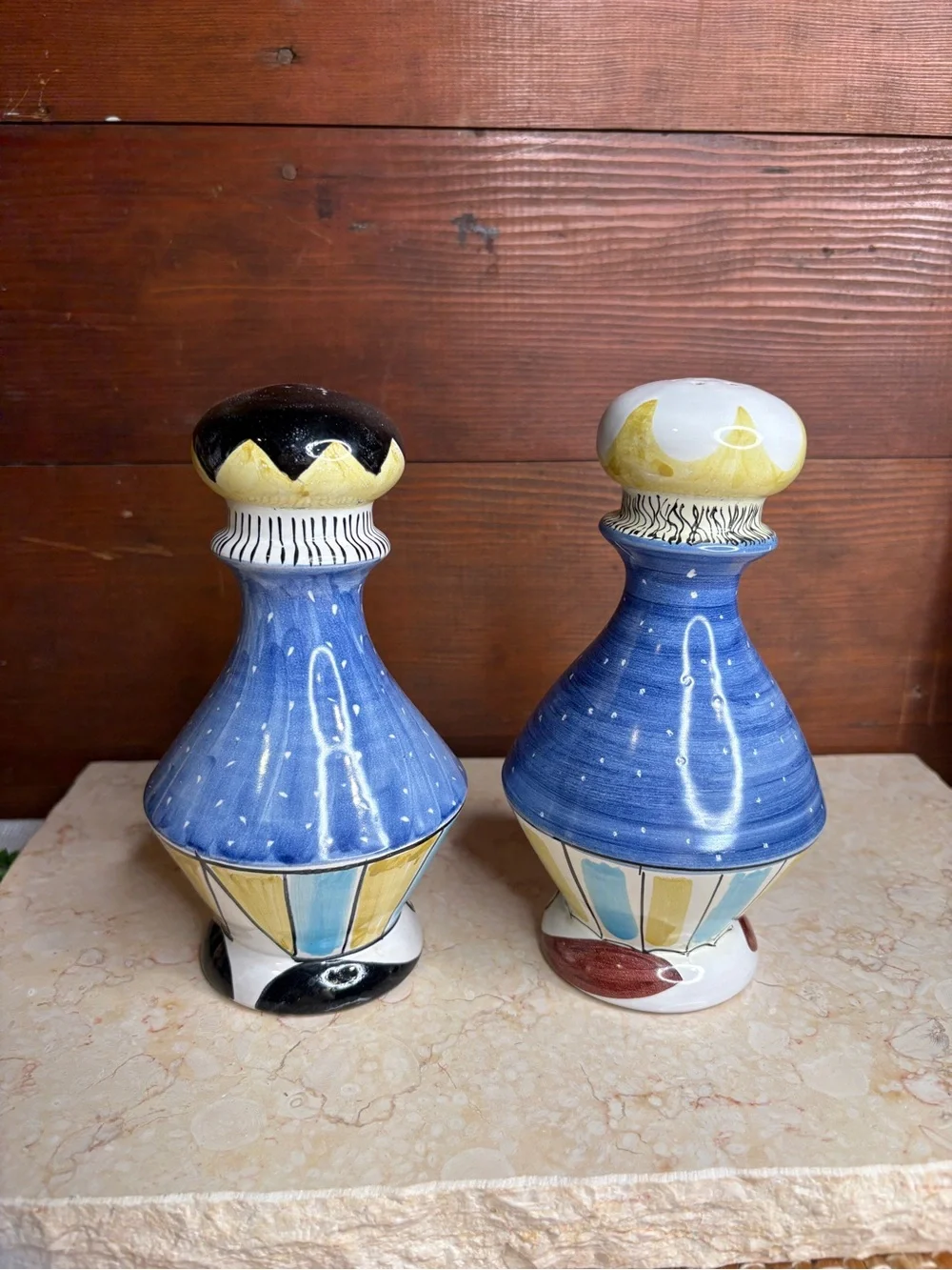 Vintage Italian Pottery King & Queen Salt and Pepper Shaker Set Hand Painted